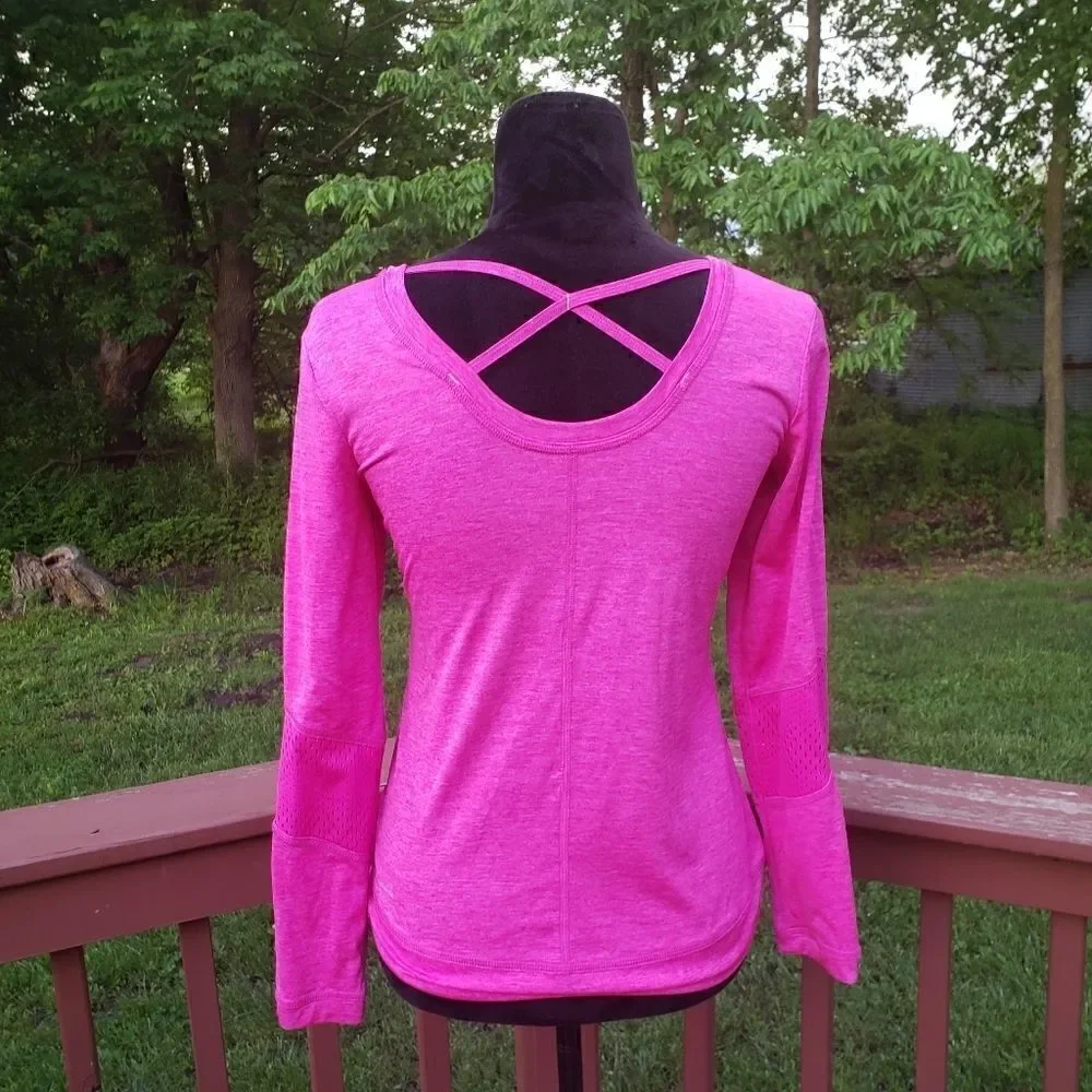 Reebok Girls Long Sleeve Pullover Shirt, sz Large,  Pink